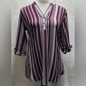 Women’s Wishful Park Blouse Size Small maroon and white